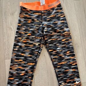 Nike Pro Compression Capri Leggings Pants Size L